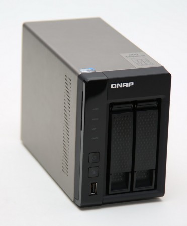 Qnap TS-269L gör verkligen skäl för tillägget TurboNAS. Och med fyra usb varav två är usb 3.0, dubbla Ethernet och hdmi skulle TS-269L kunna vara en bättre mediedator, och frågan är om den inte kan bli det i framtiden.