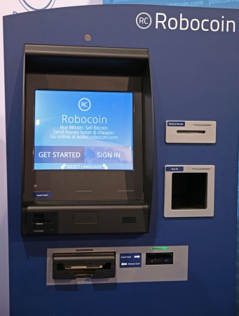 Robocoin är en insättnings- och uttagsautomat där man kan växla Bitcoin mot vanliga pengar.